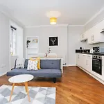 Centrally Located Spacious 2 Bedrooms