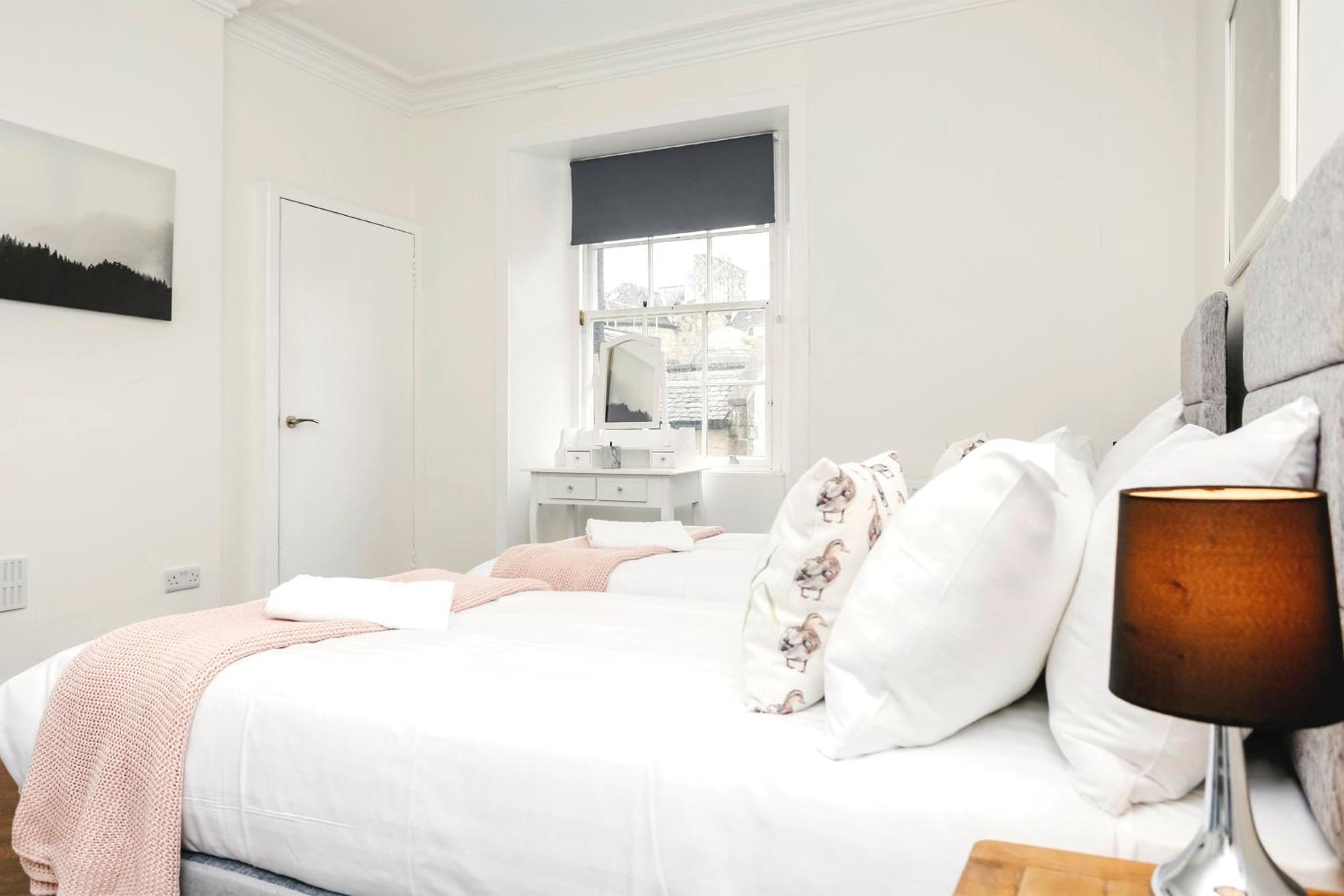 Centrally Located Spacious 2 Bedrooms
