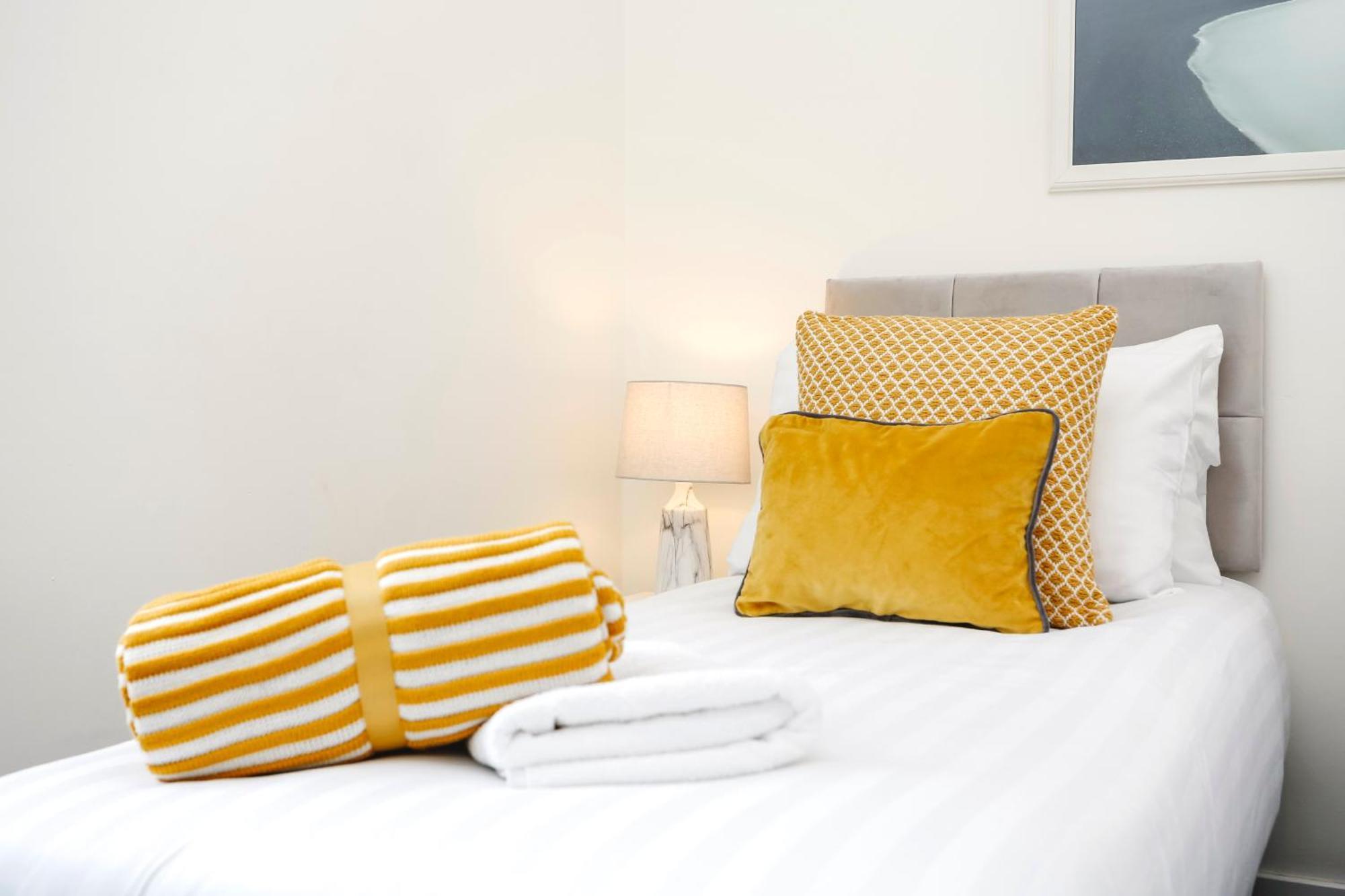 Centrally Located Spacious 2 Bedrooms